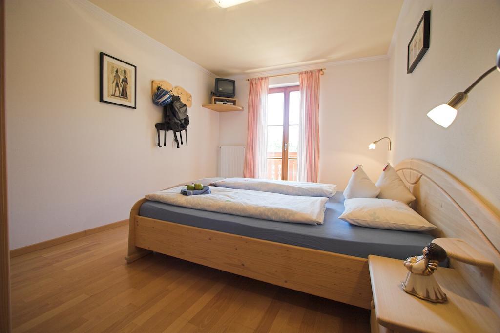 Apartments Dilln Guetl ティーレス 部屋 写真